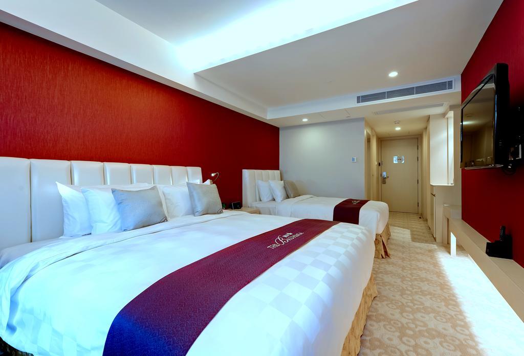 The Bauhinia Hotel - Central Hong Kong Room photo